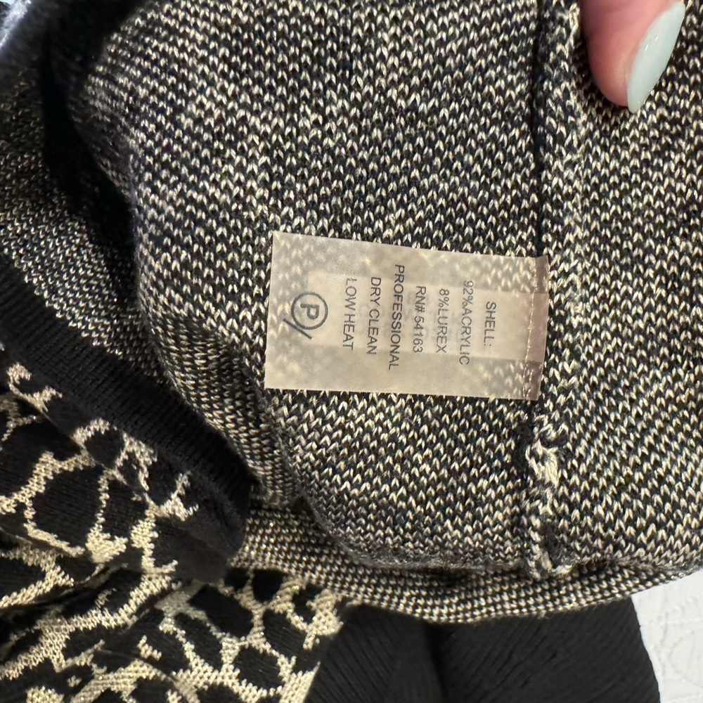 Calvin Klein leopard print sweater dress large NWOT - Picture 5 of 5